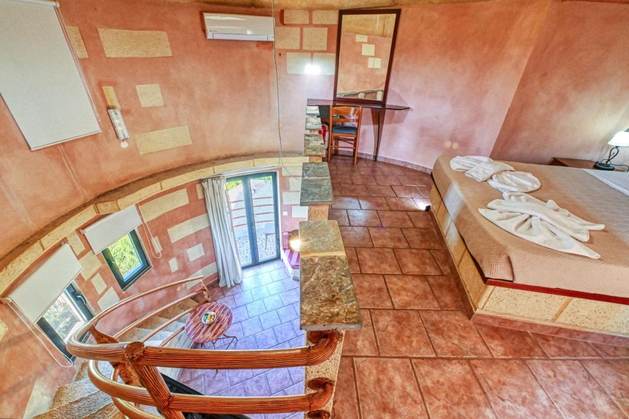 Hotel apartamentowy Anemomili Village